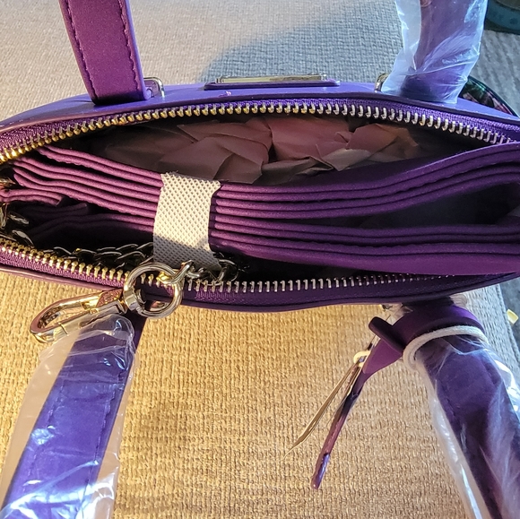 Loungefly Little Mermaid castle bag - Picture 3 of 6